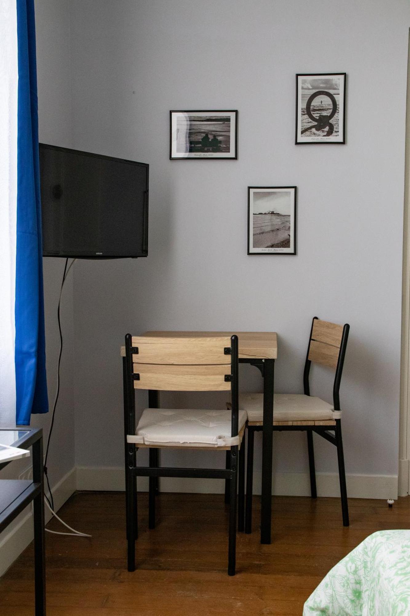 Hotel Les Tourterelles Vendôme Habitación foto